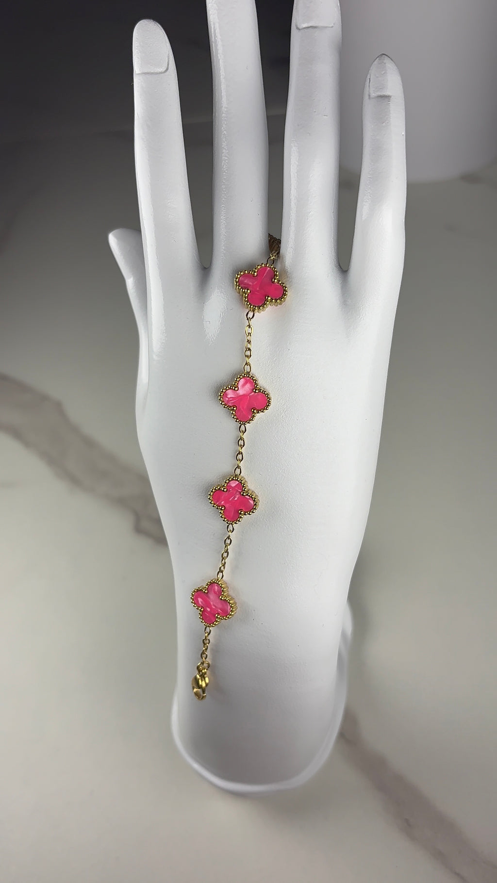 Bracelet trèfle rose fluschia