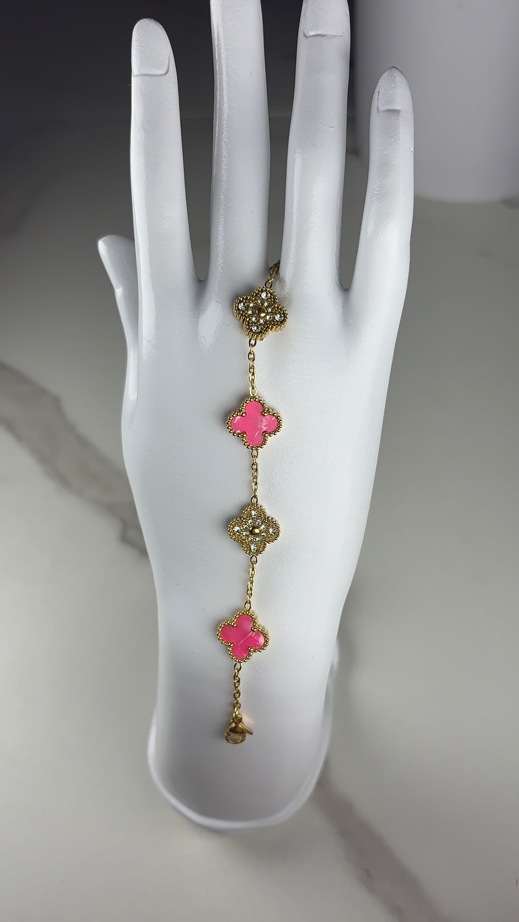 Bracelet trèfle rose fluschia