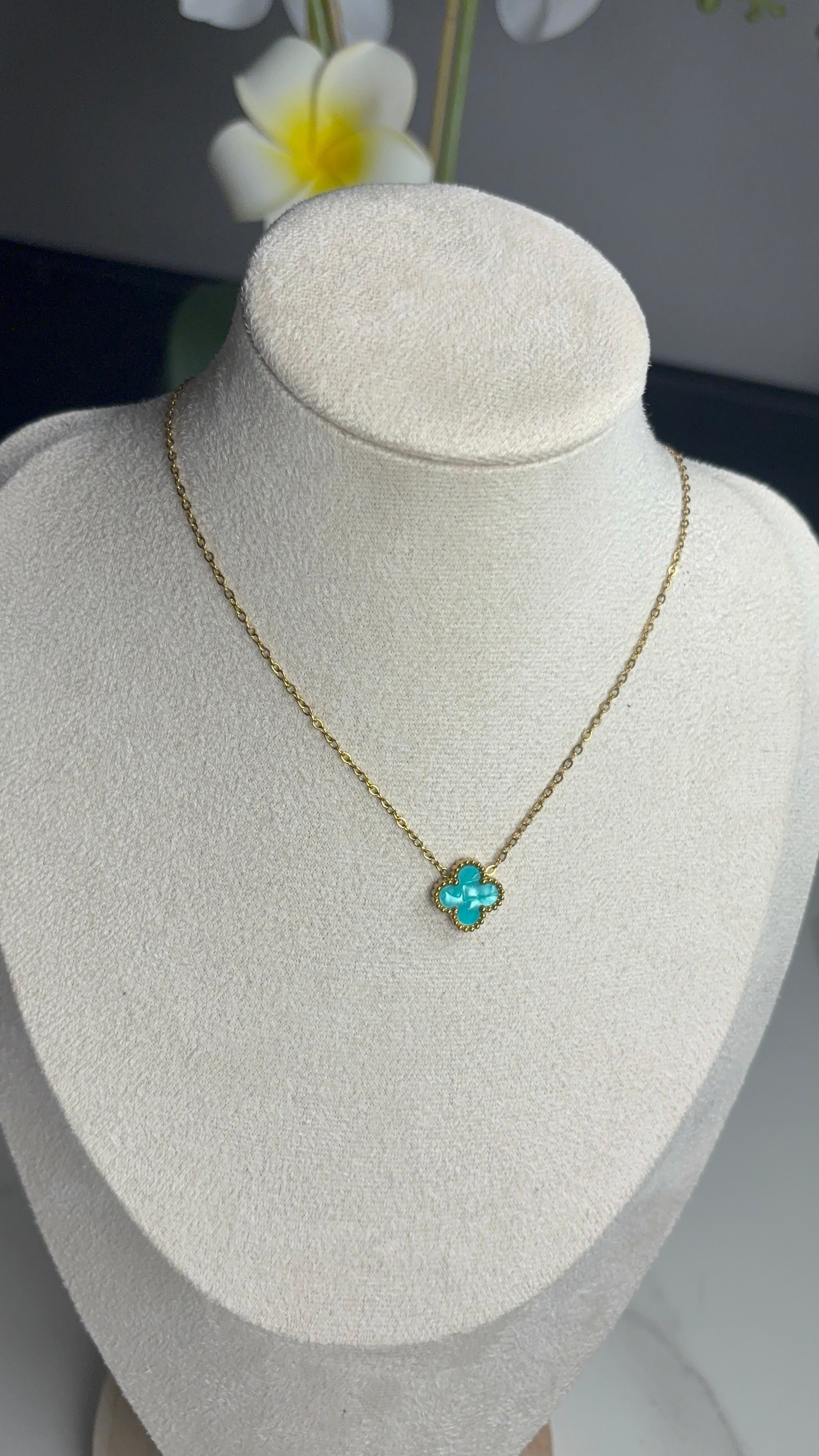 Collier Aqualys