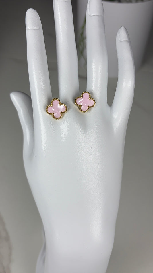 Boucle d’oreille rose