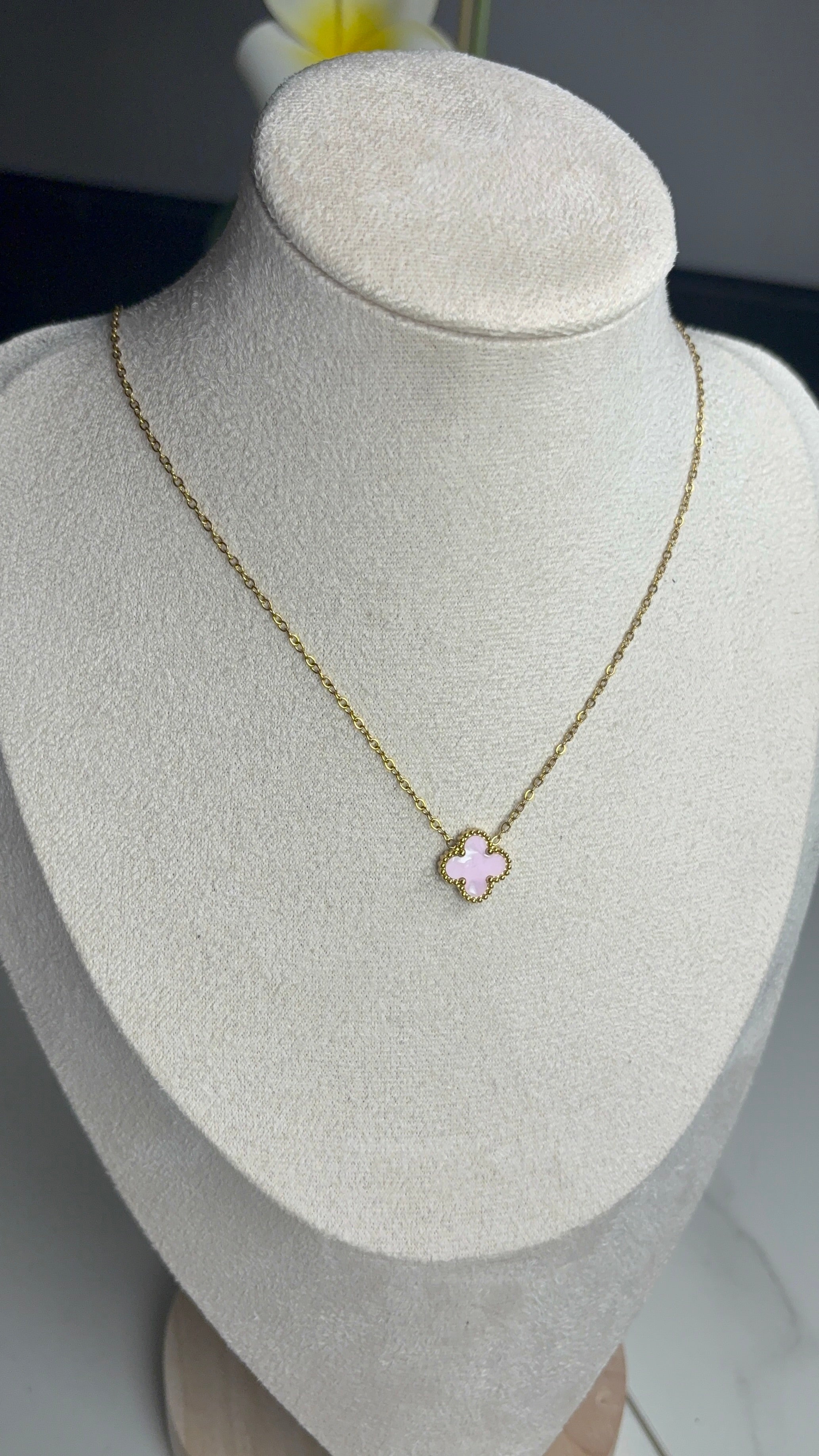 Collier Solvaya